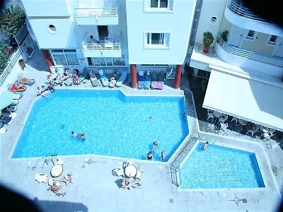 Hotel apartamentowy Anastasia & 3*