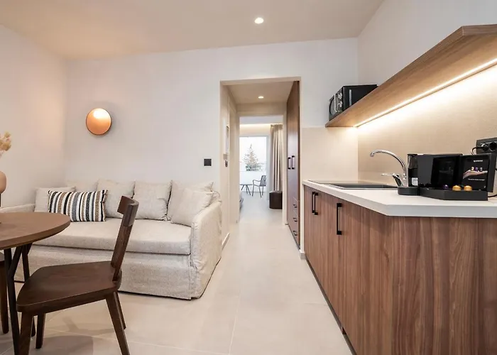 Apartahotel Anastasia & 3*