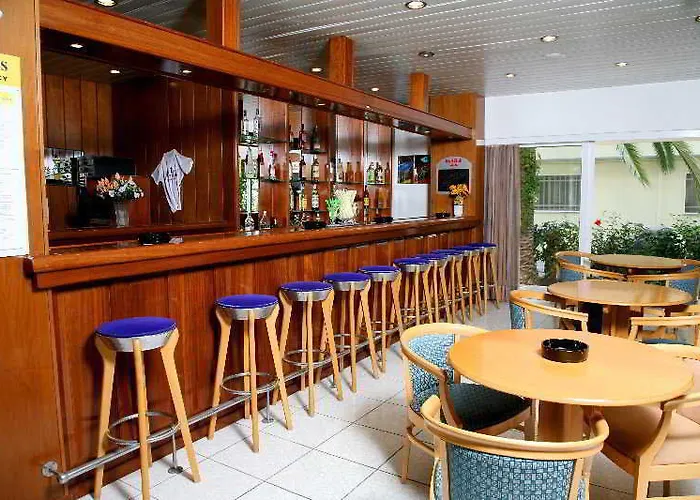 Anastasia & Hotel apartamentowy 3*